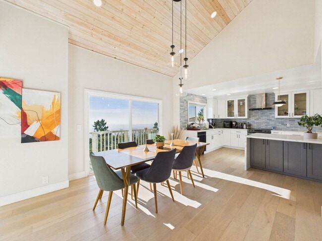 Building Photo - 3325 Brunell Dr