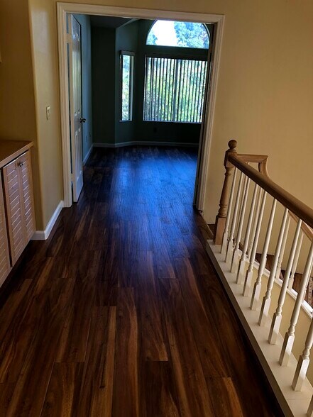 Building Photo - 14247 Seabridge Ln