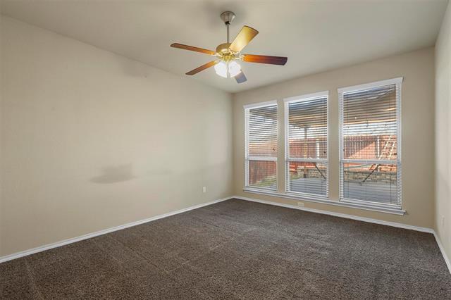 Building Photo - 1216 Vaughna Dr