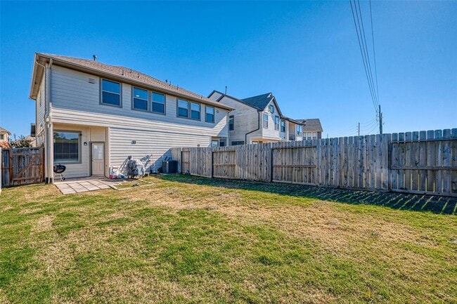 Building Photo - 2523 Terrace Point Dr