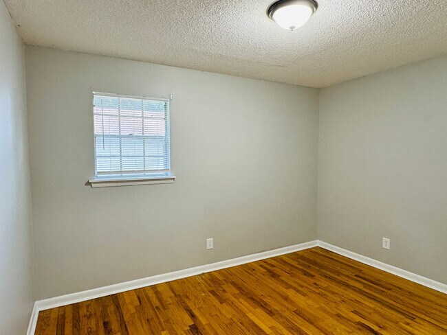 Building Photo - The Space You Need, the Style You Want!