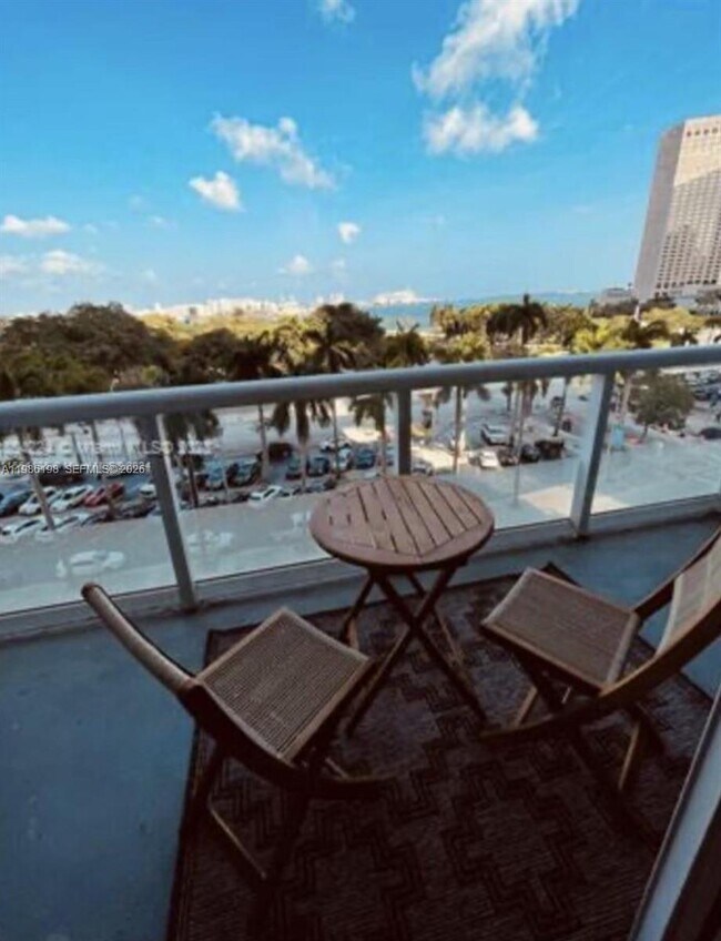 Building Photo - 50 Biscayne Blvd