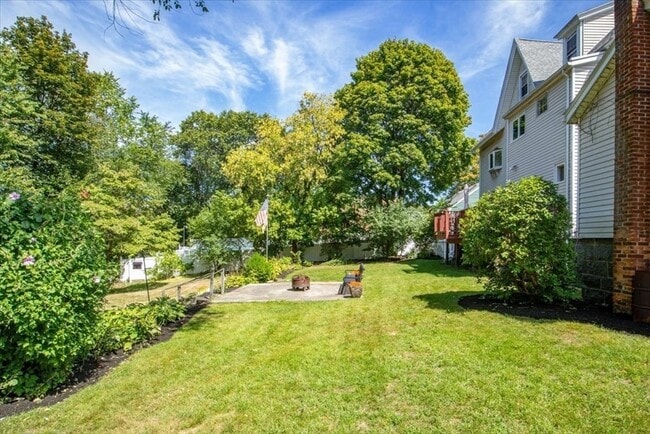 Building Photo - 715 Truman Pkwy