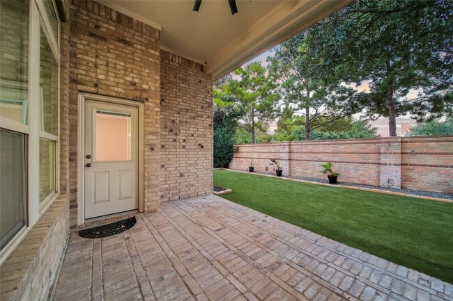 Building Photo - 6314 Hidden Alley Dr
