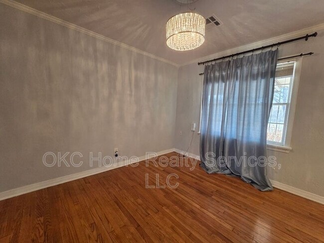 Building Photo - 3832 NW 17th St