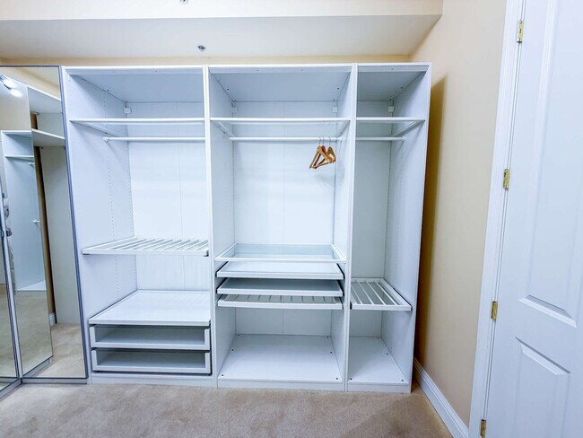 Building Photo - 4050 Marriott Dr