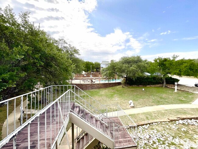Building Photo - 319 Nolen Dr