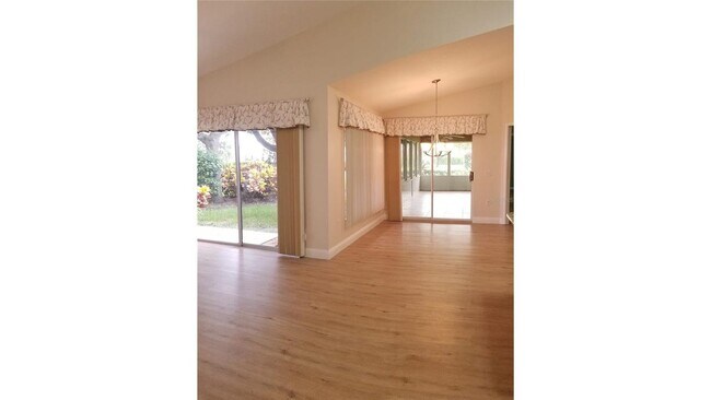 Building Photo - 5810 Garden Lakes Majestic