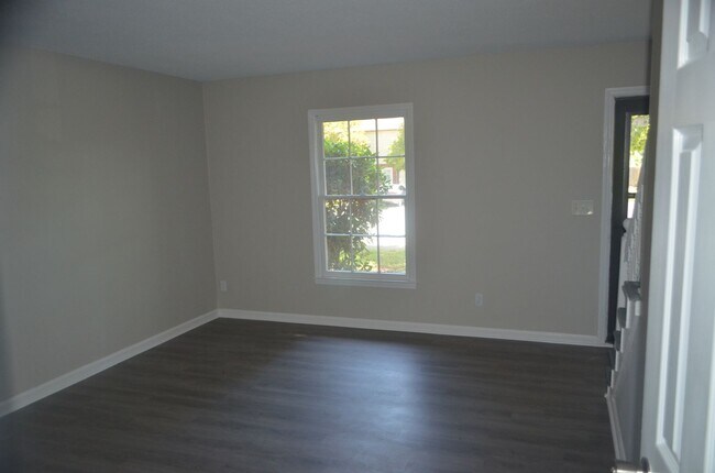 Building Photo - 2-Bed, 1.5-Bath Home for Rent – Winston-Salem, NC