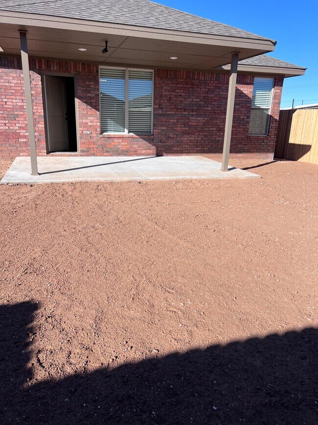 Building Photo - 5807 Viola Ave