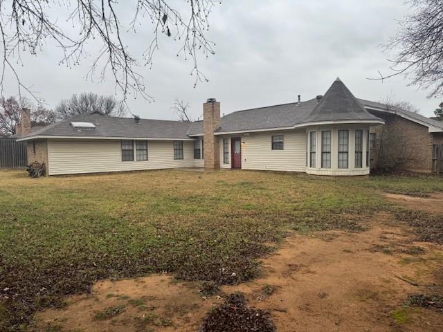 Building Photo - 318 Shade tree St