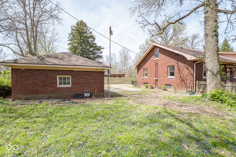 Building Photo - 5309 Hill St