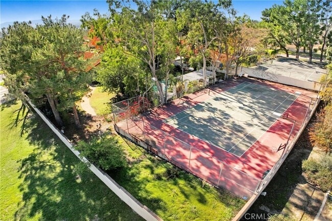 Building Photo - 10818 Hillside Rd