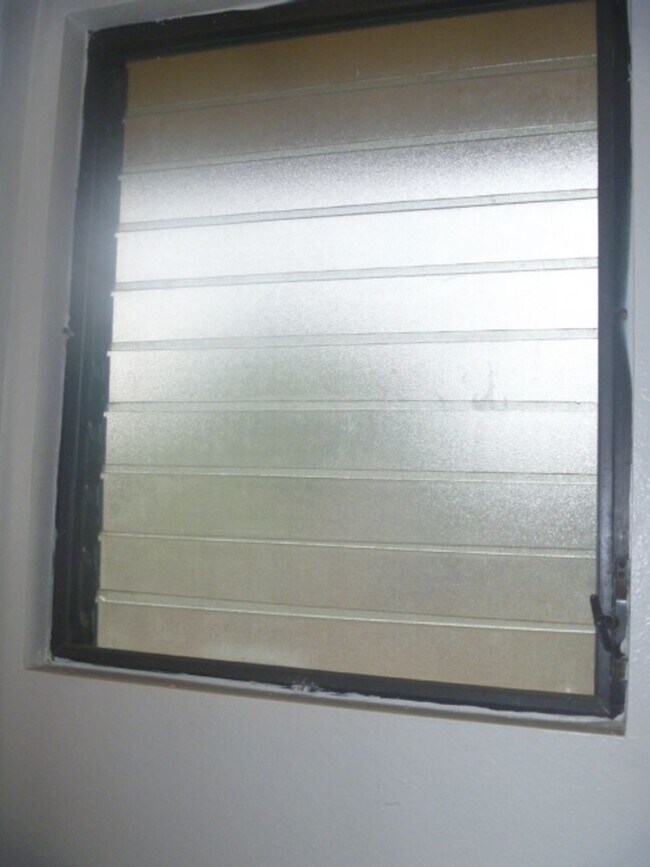 Building Photo - 3/2 $2150.00