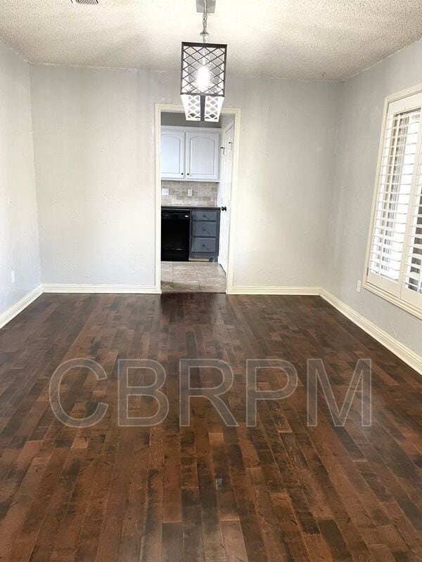 Building Photo - 1428 5th St