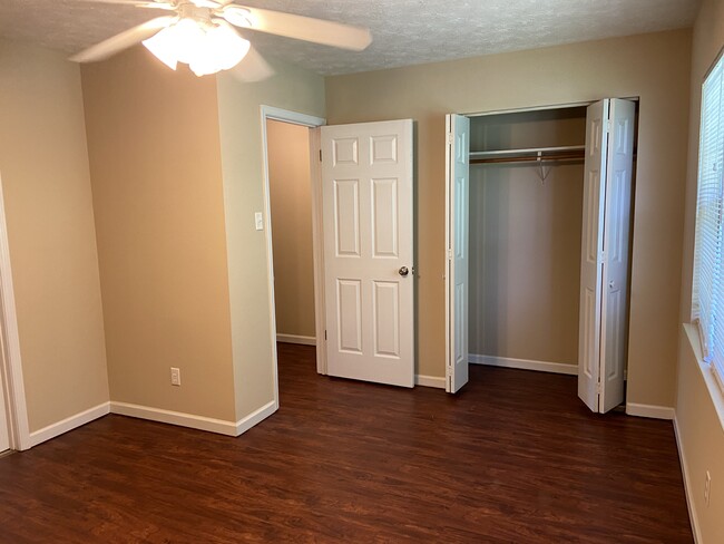 MBr : All Bedrooms have ceiling fans - 110 Stonetree Drive