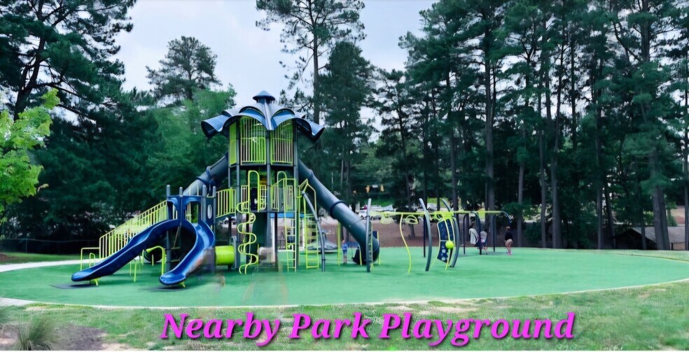 Building Photo - 827 Biltmore Dr