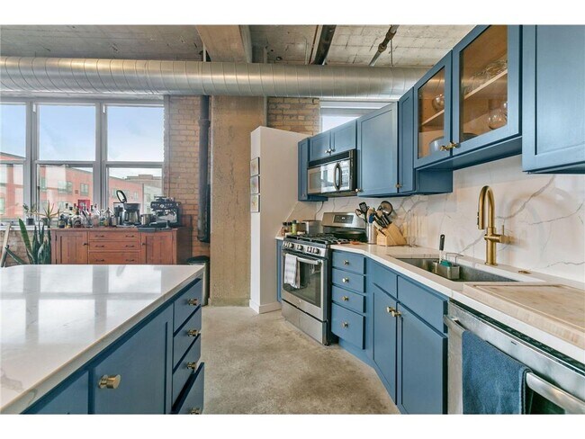 Building Photo - 901 N 3rd St