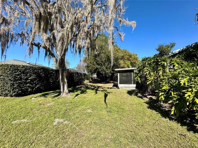 Building Photo - 1831 Twisting Ln
