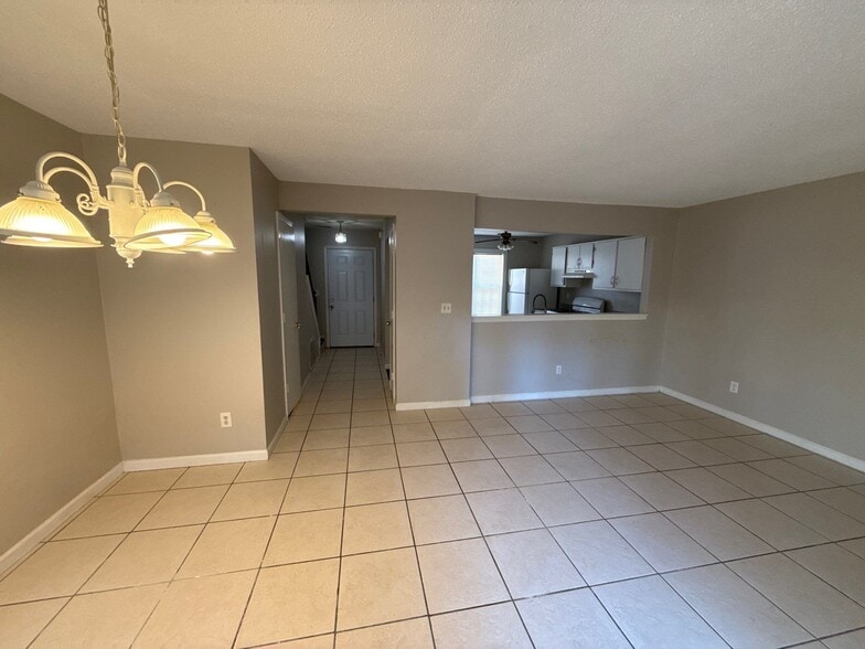 Building Photo - 3591 Kennesaw Station Dr NW