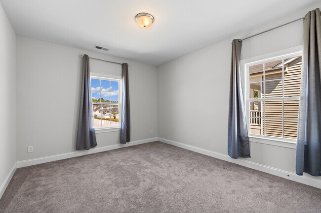 Building Photo - 109 Barnwell Loop