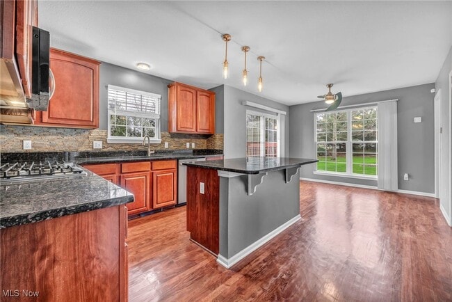 Building Photo - 10375 Kerwick Ct