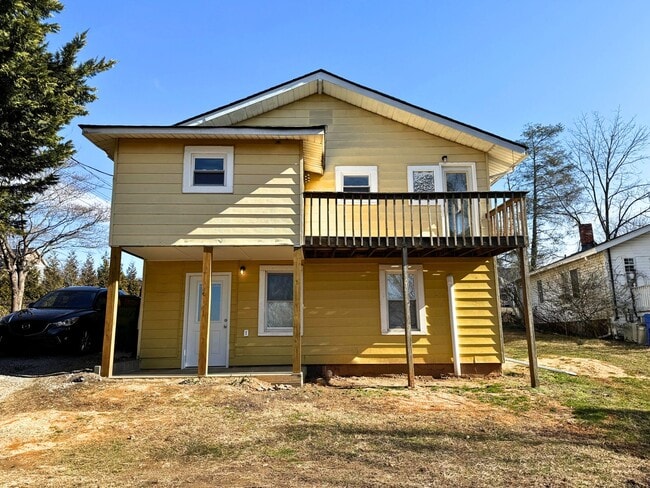 Building Photo - East AVL - Renovated Oakley Bungalow