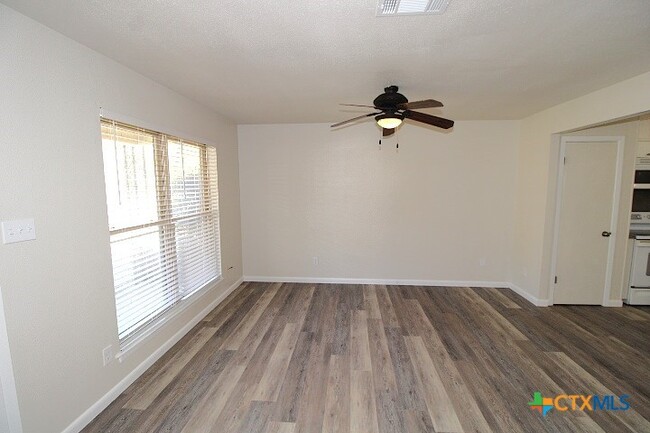 Building Photo - 1103 Craig St