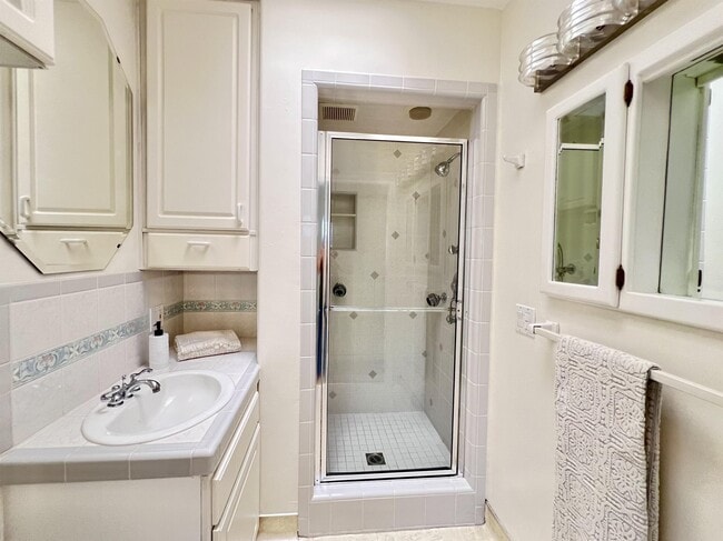 Building Photo - 6165 Blain Pl