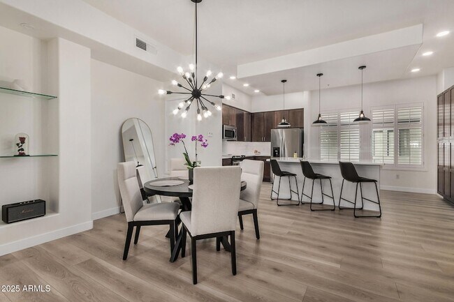 Building Photo - 6745 N 93RD Ave