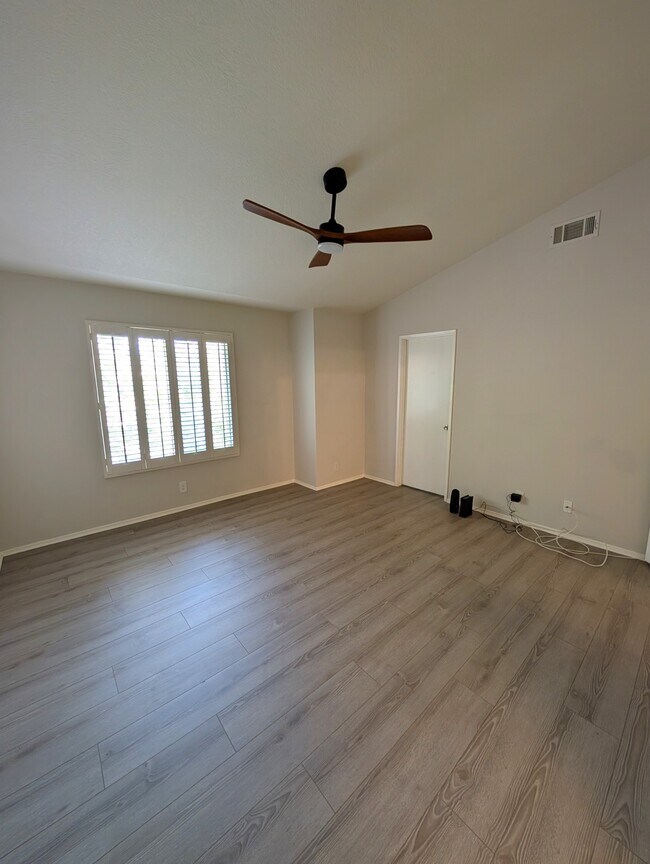 Building Photo - 22649 Copper Hill Dr