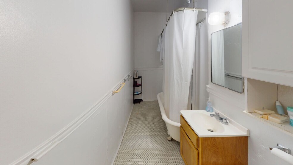 Building Photo - 5 Walbridge St