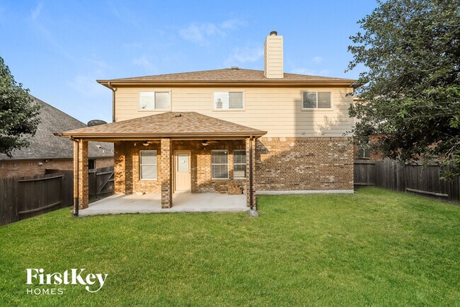 Building Photo - 2204 Oak Valley