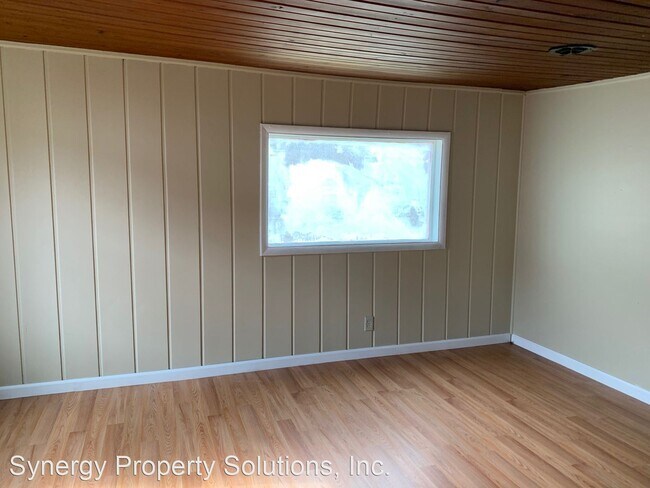 Building Photo - 1401 Ashland Rd