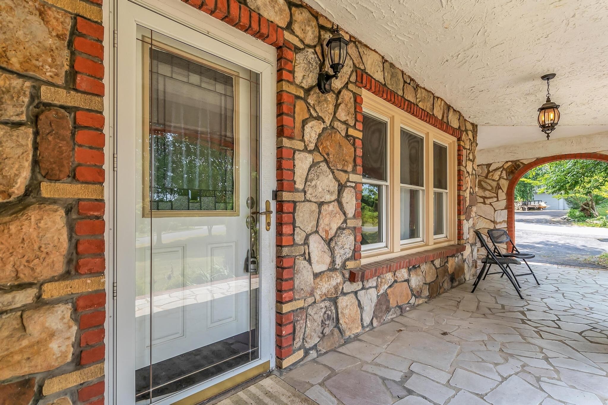 Building Photo - 1688 Overhill Rd