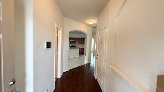 Building Photo - 2338 Beacon Brook Ln