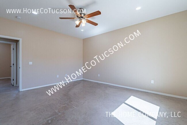 Building Photo - 5704 E Hermans Rd