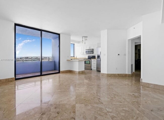 Building Photo - 1330 West Ave