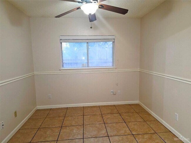 Building Photo - 28 N "E" St