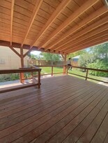 Building Photo - 2104 Concord Dr