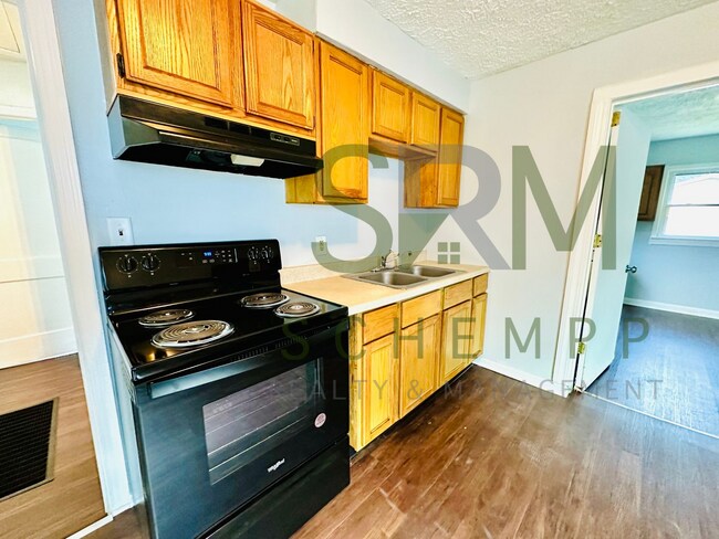 Building Photo - 2BR off Taylor Blvd with open floor plan *$400 off 1st months rent*
