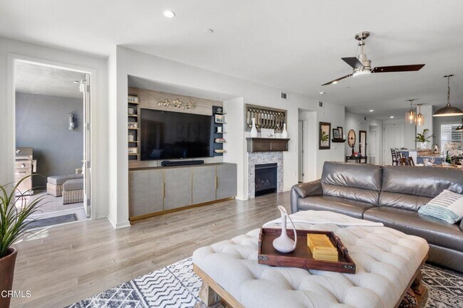 Building Photo - 4008 Tradewinds Dr