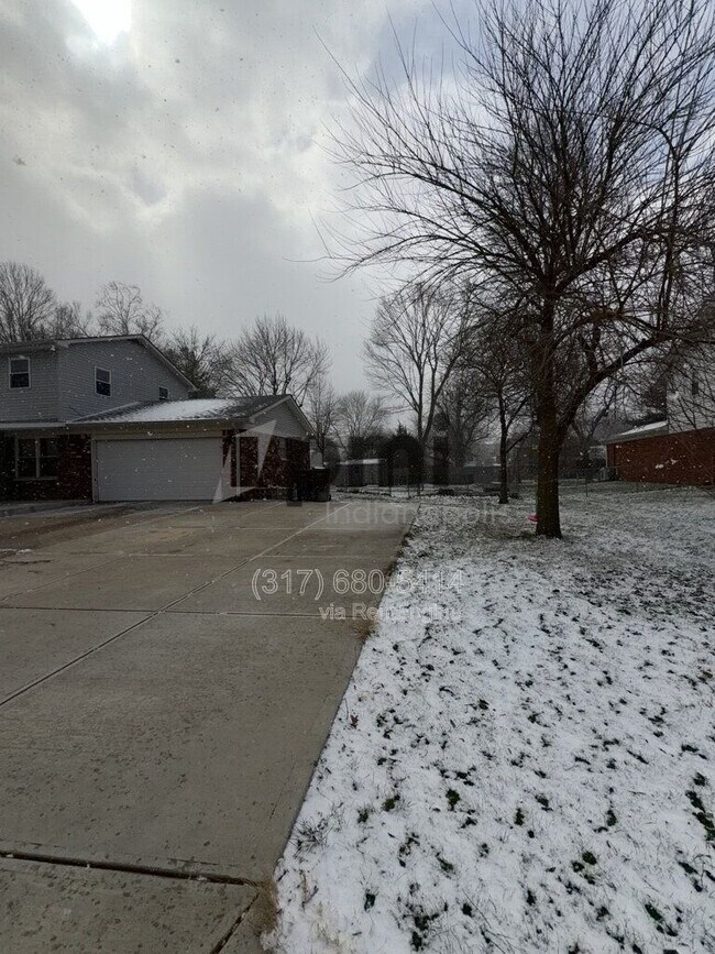 Building Photo - 635 Phaeton Pl