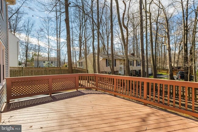 Building Photo - 9003 Fox Lair Dr