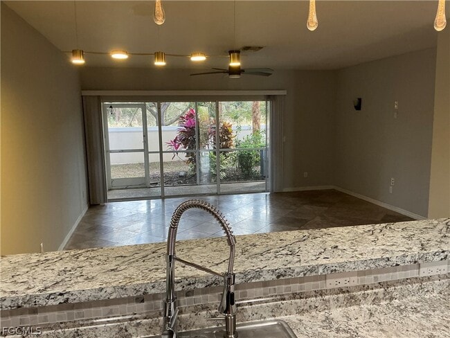 Building Photo - 8667 Athena Ct