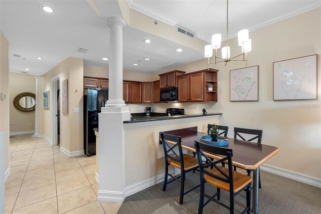 Building Photo - 13941 Clubhouse Dr