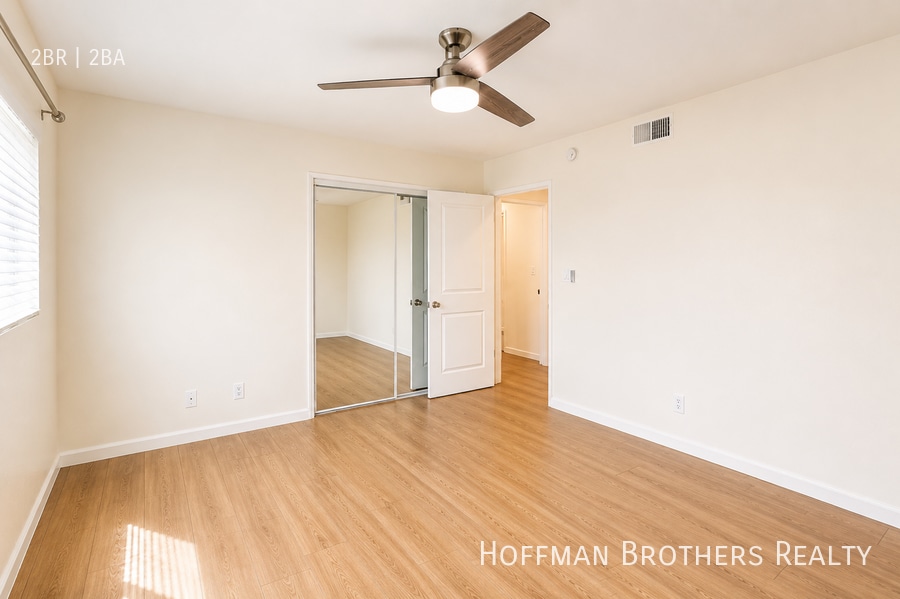 Building Photo - 1206 S Holt Ave
