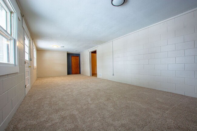 Building Photo - Beautifully Renovated with Lots of Space! 3 Bedroom / 2 Bath Ranch in Blair!