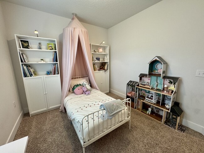 Building Photo - 4007 Amble Wy