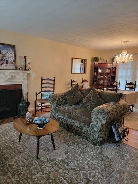 Building Photo - 4517 Starr Jordan Dr